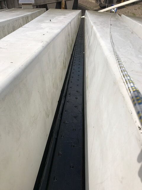 Kunststof dak waterdicht maken met Liquid rubber