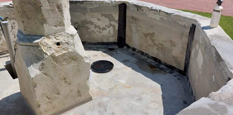 Fontein renovatie Liquid rubber en waterdicht cement