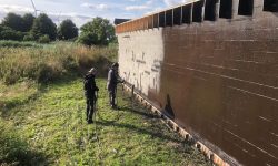 Waterdicht spouwblad Liquid rubber voor een heuvel huis
